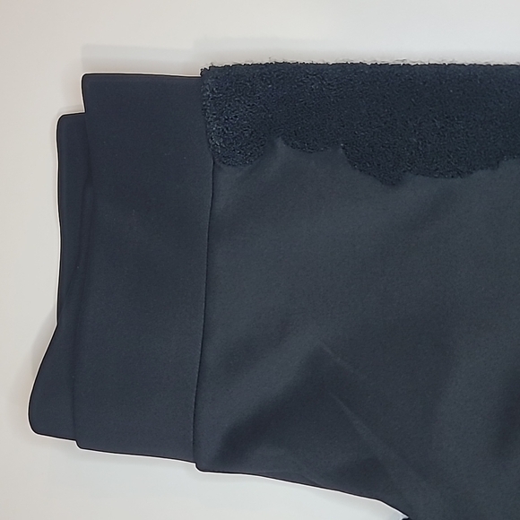 NWOT NATORI Leggings with Panel sherpa details - Picture 2 of 7